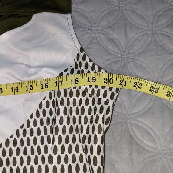 Green and White Patterned Women's Dress - Picture 8 of 10